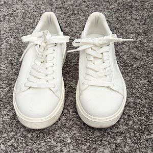 Torrid White Women's Sneakers